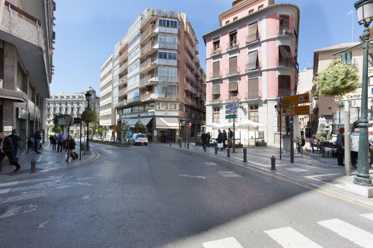 גרנדה Apartamentos Reina Isabel מראה חיצוני תמונה